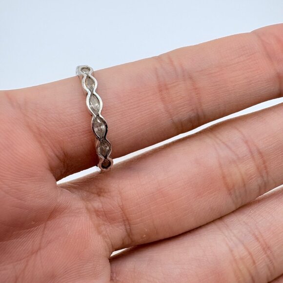 VTG Solid Sterling Silver 925 Marquise Cut Cubic Zirconia Ring Size 9.75 - Picture 5 of 9